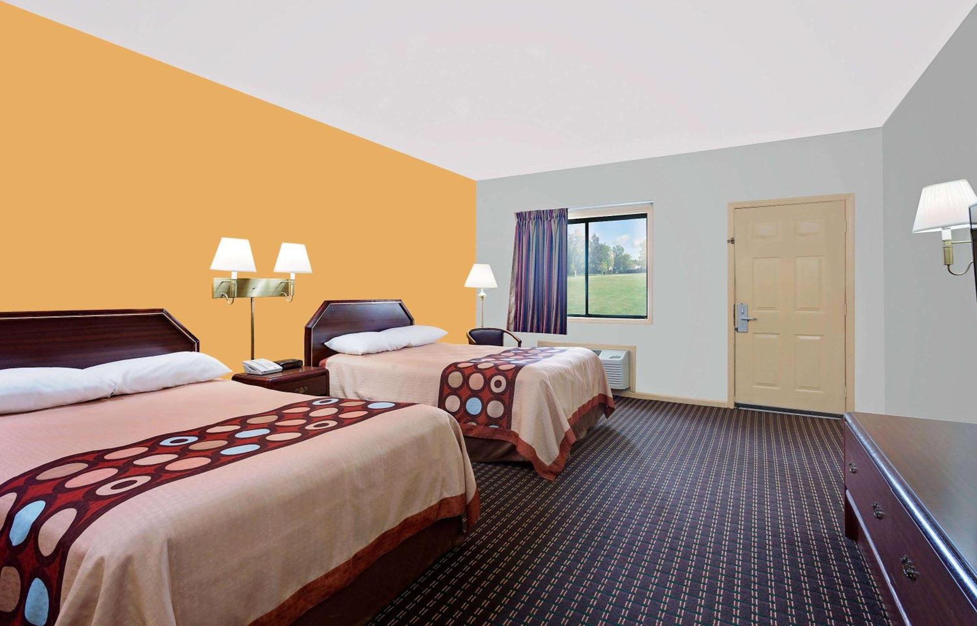 Super 8 By Wyndham Hillsville Exterior photo